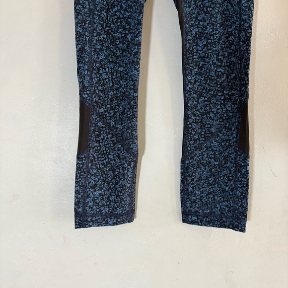 Lululemon Blue Patterned Leggings - Picture 2 of 7